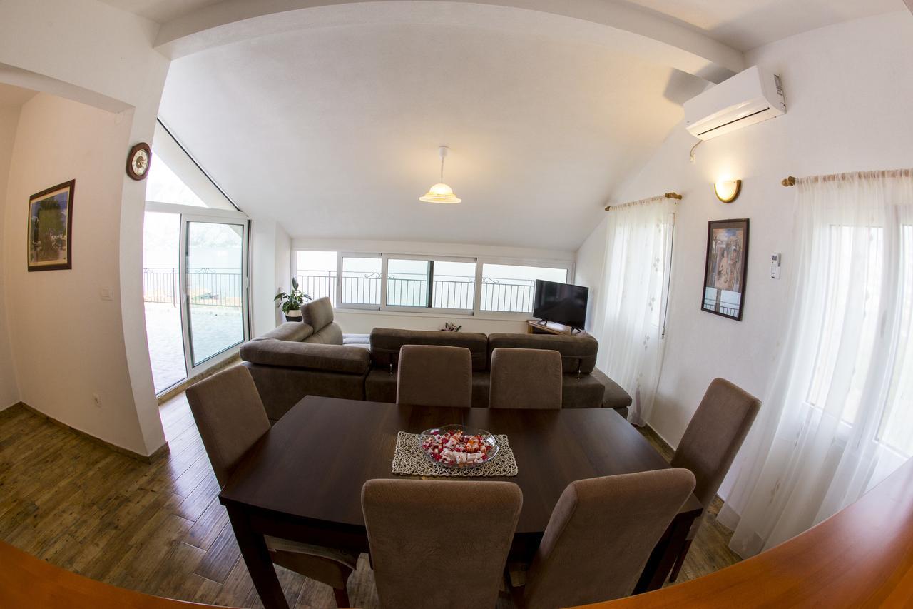 Lux Apartments Fabris Kotor Dış mekan fotoğraf