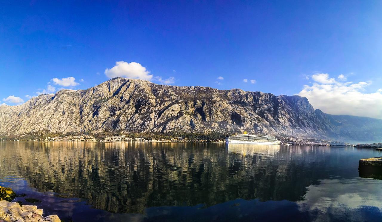 Lux Apartments Fabris Kotor Dış mekan fotoğraf