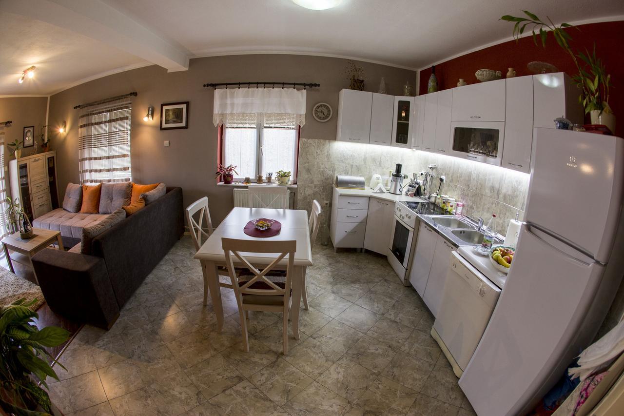 Lux Apartments Fabris Kotor Dış mekan fotoğraf